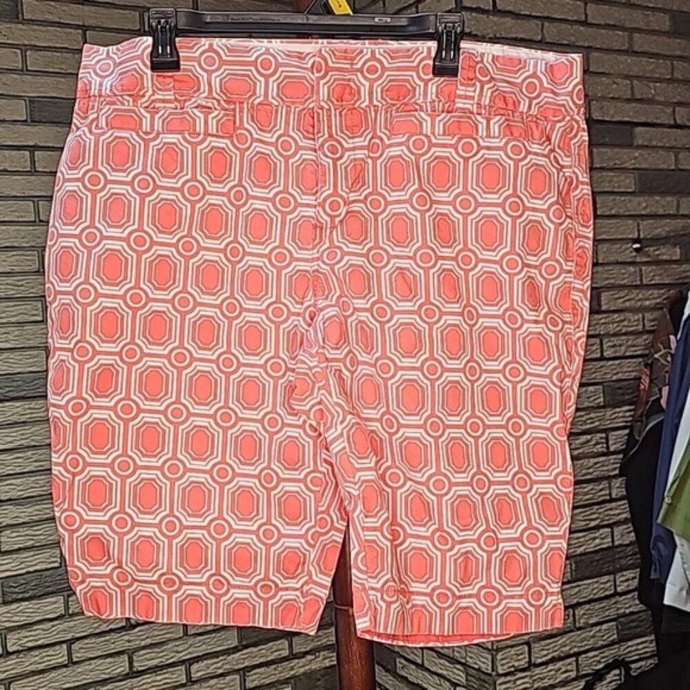 Old Navy Shorts Very Cute! SZ 16 Mid Rise